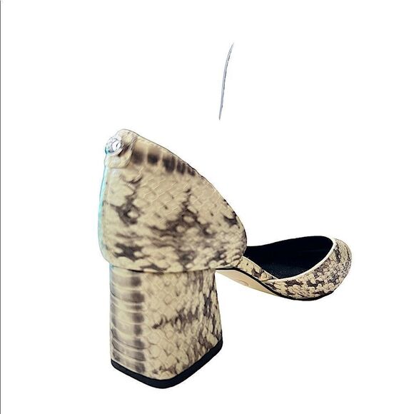 MICHAEL Michael Kors Snakeskin Pattern Pump - Picture 14 of 15